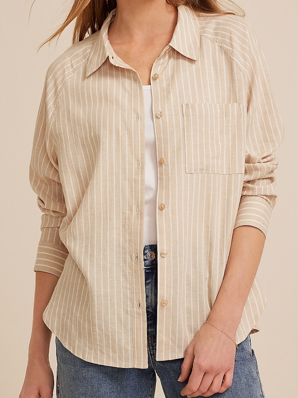 NWT Women's Beige Stripe Button-Up Shirt🌻